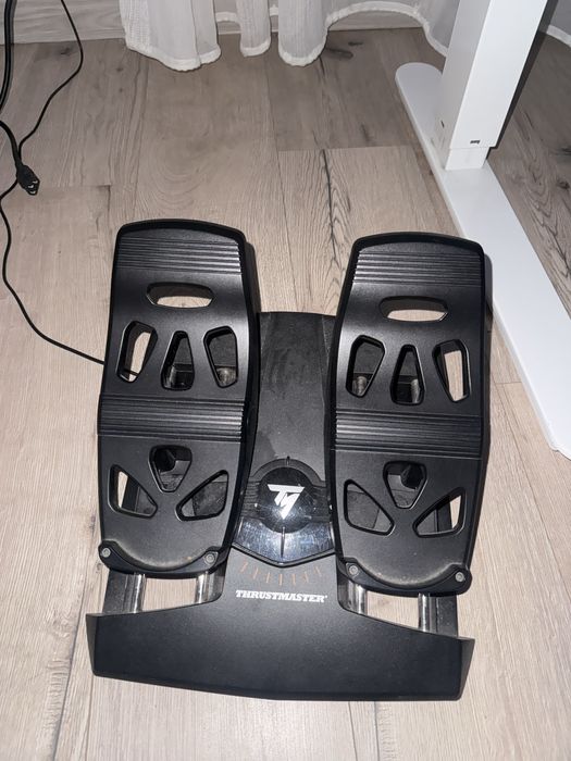 Pedale Thrustmaster T-Flying