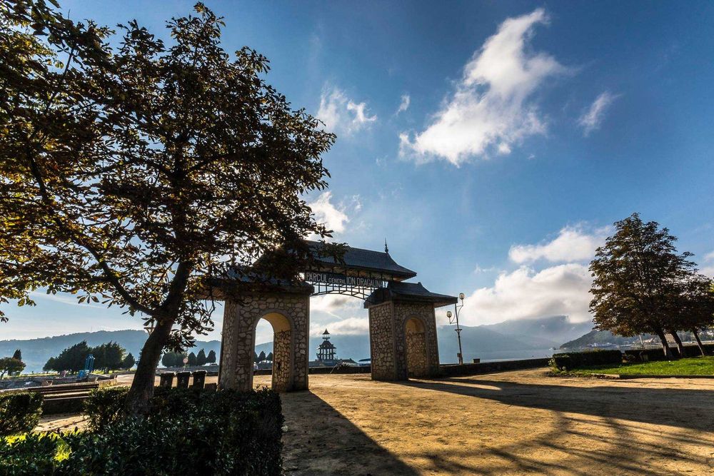 Imobil Insula Pescarus-Zona 0-Orsova-Spatiu Comercial-Parc I.Dragalina