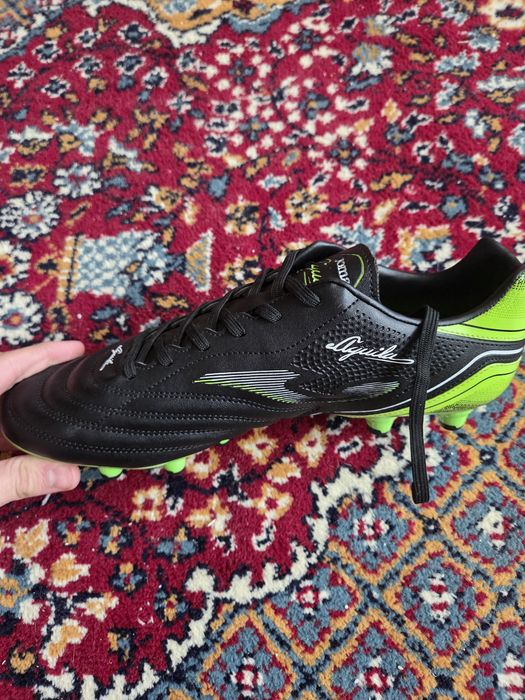 Vând ghete de fotbal joma mărimea 44.5 noi nu sunt purtate deloc