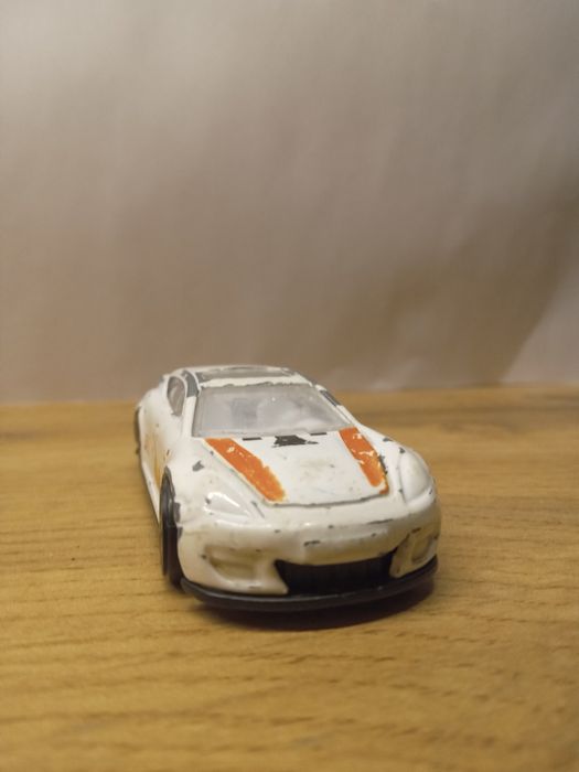 Продам машинки железные