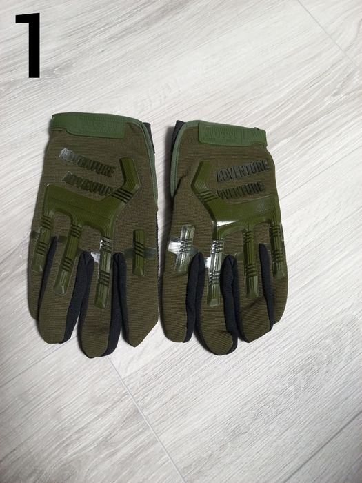 Тактически ръкавици