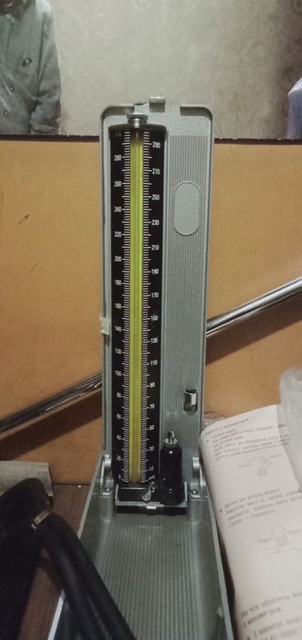 Ртутный манометр-танометр