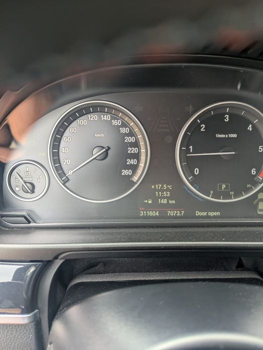 BMW 520 F10 2000D 2012