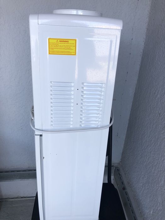 Куллер для воды