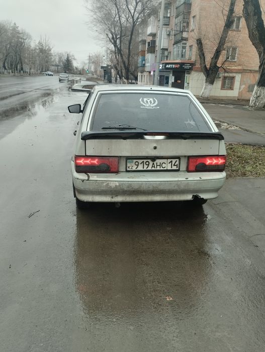 Автомобиль ваз 2114