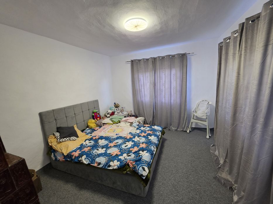 Casa de vânzare in Târgu Ocna plus teren 2700 mp