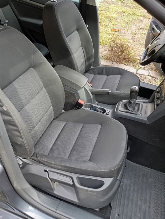 Skoda Octavia 2.0 BKD schimb cu mașină cu CV automată!! Ofer diferență substanțială după caz.