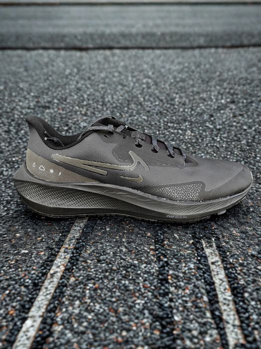 Adidași Nike Air ZoomX Pegasus Shield originali impermeabili