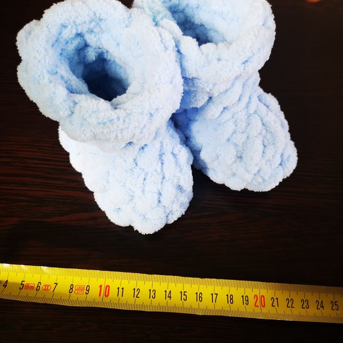 Бебешко ръчно плетено одеало