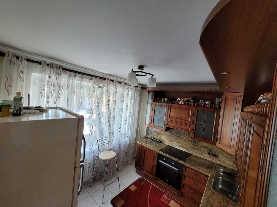 Продам 4 ком квартиру