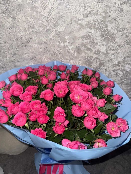 Букет из кустовых роз