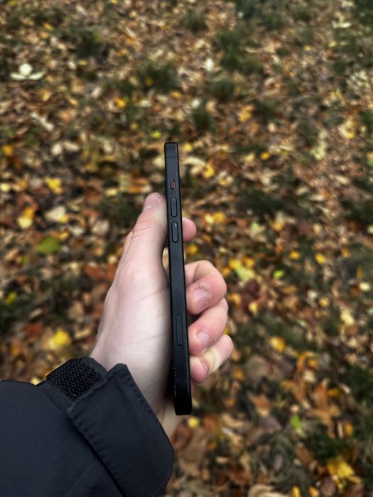 Iphone 15 в хорошем состоянии