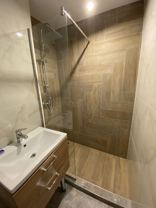 De inchiriat apartament cu o camera