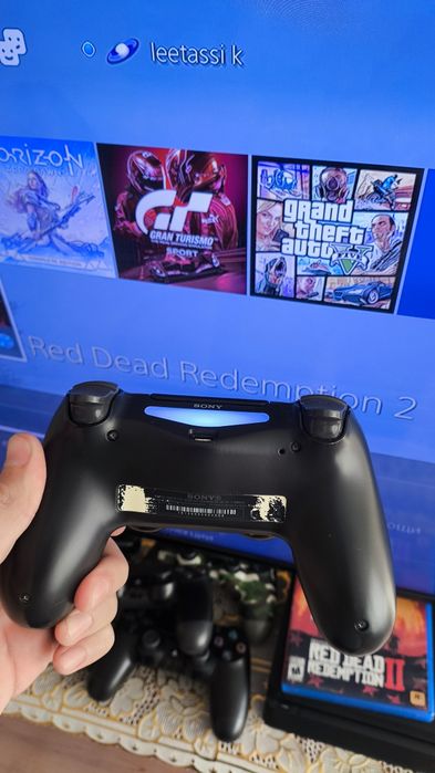 геймпад пс4 в хорошем состоянии