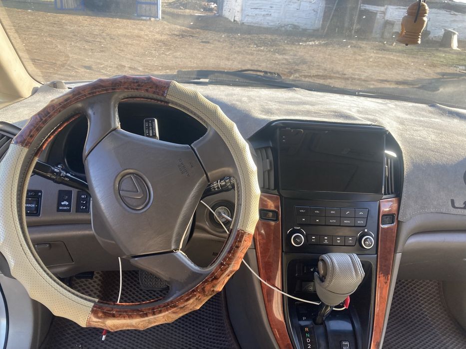 продам лексус RX 300