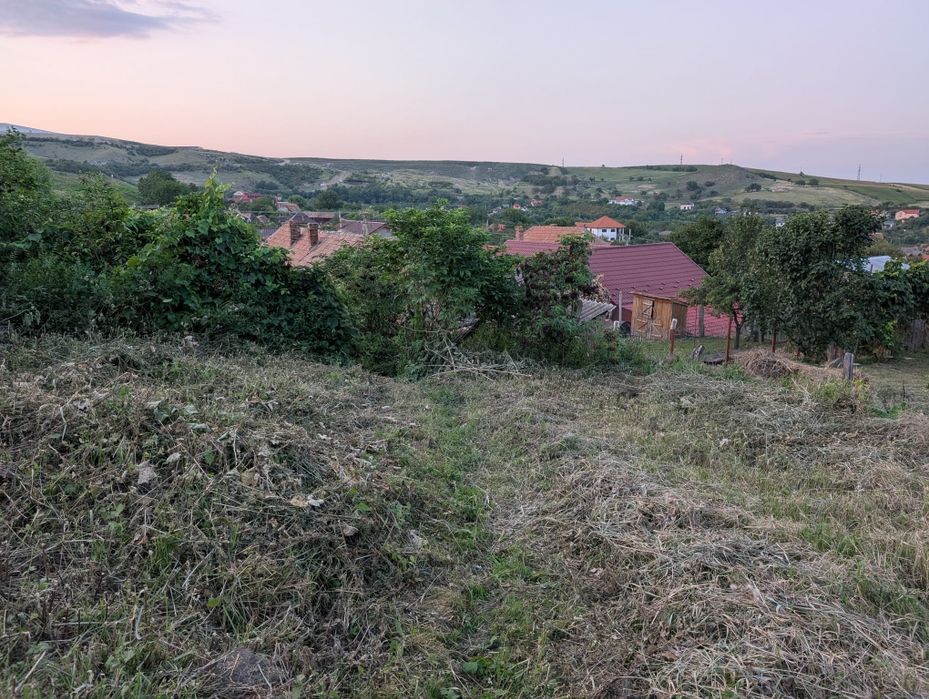 Teren + casă Săndulești, 20 ari, utilități, 74500