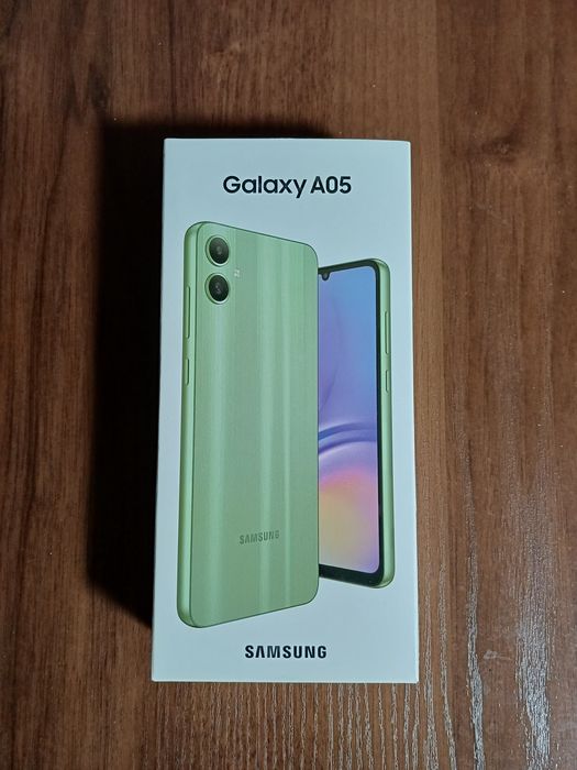 Продам самсунг А 05