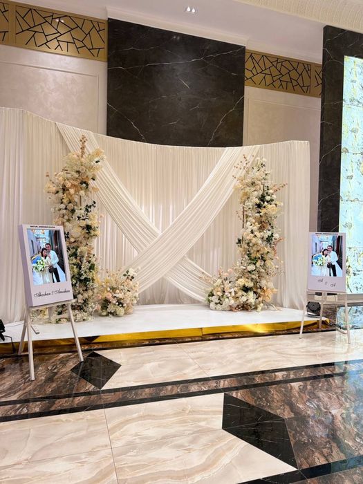 Мольберты на свадьбу