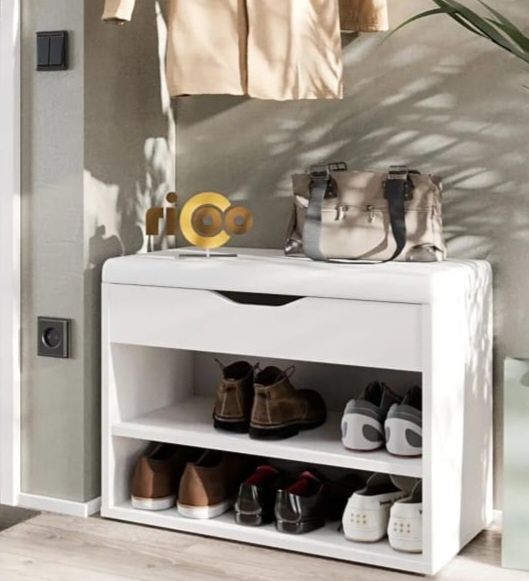 Продам полку по обувь 33000. ТОРГ