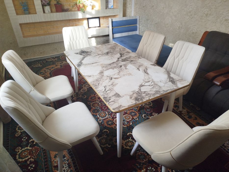 Продаётся Кухоны 1-Стол 6- стуля новый