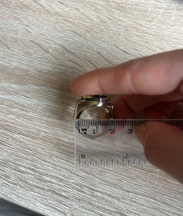 Пръстен на Christian Dior