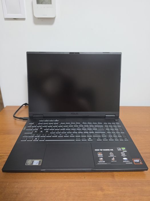 Чисто Нов Gaming Лаптоп Asus Tuf Gaming A16 Ryzen 7 260 RTX 5070 32GB Ram 1TB Nvme 2г Гаранция