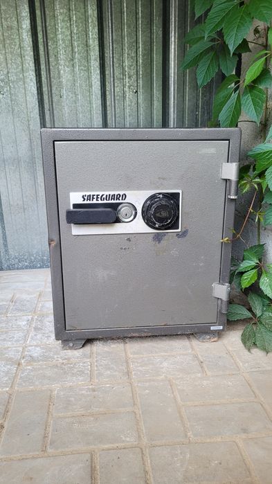 Сейф Safeguard SD104