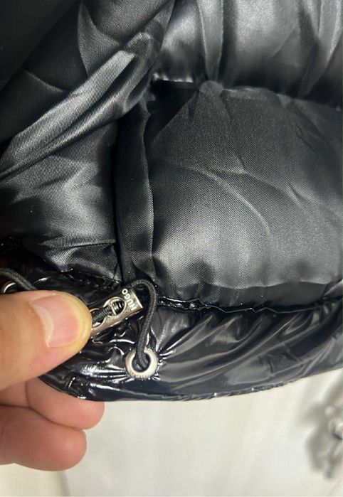 Geaca Hugo Boss 450//NOUA