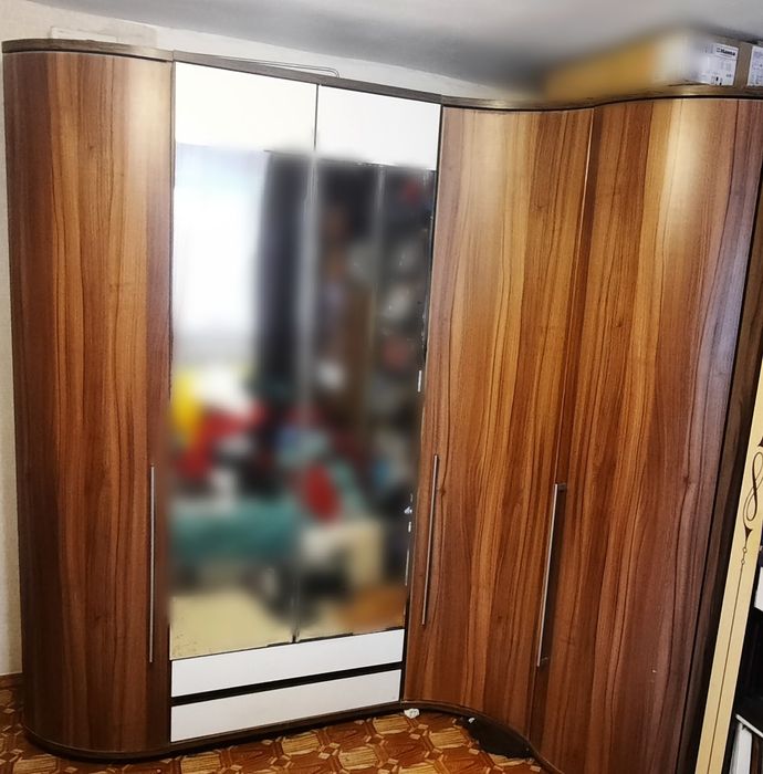 Продам шкаф из 4 шкафов