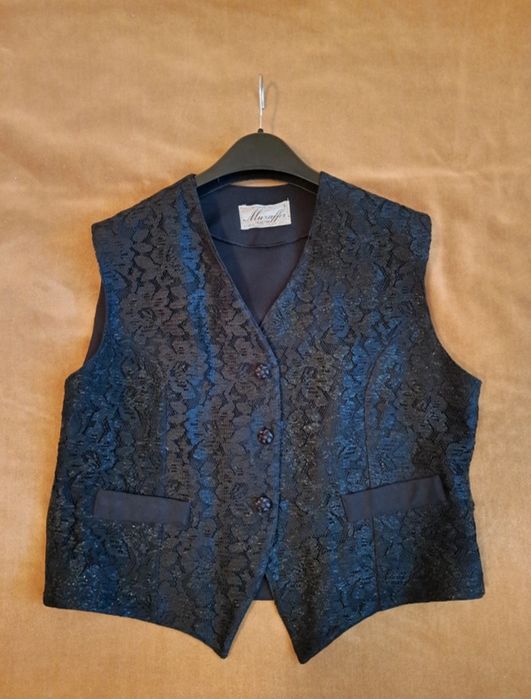 Set vestă-fustă-bluză