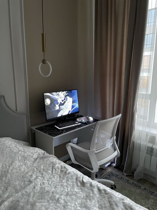 Белый стол 90х50