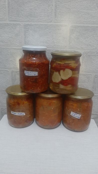 Салаты, компоты, маринады дачные