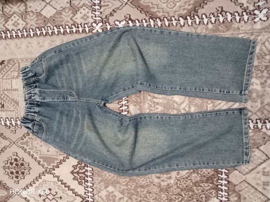 Продам багги джинсы в подарок ремень