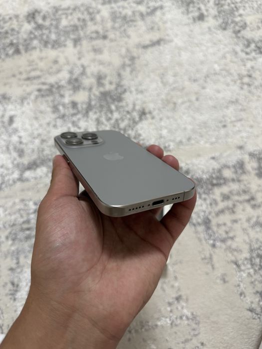 iPhone 15 Pro 128 GB