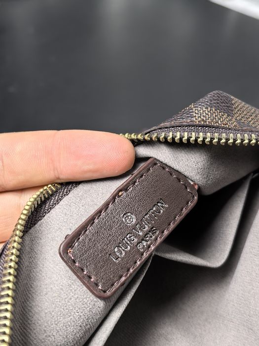 Luis Viton чанта тип плик