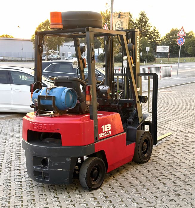 Мотокар Газокар NISSAN 1.7 тона