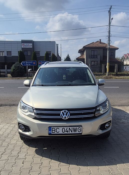 VW TIGUAN  2.0 TDI / EURO 5 / 4 X 4 / DSG / Clima / Trapa / Led / Xenon / CASH sau RATE