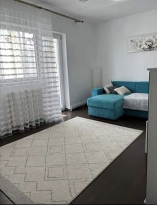 Vând apartament 3 camere