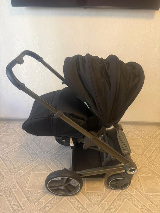 Продам детскую коляску зима , лето