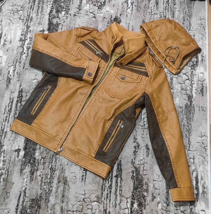 Кожено яке с качулка, жълто-кафяво, НОВО (L), Размери в описанието