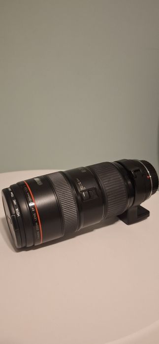 Canon 80-200mm f2.8