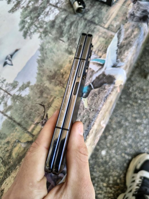 Samamsung galaxy z fold 5