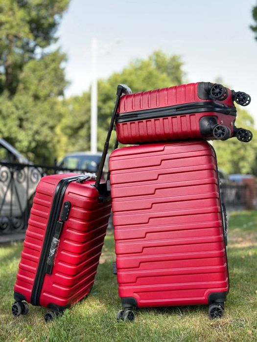 Чемоданы по скидочным ценам