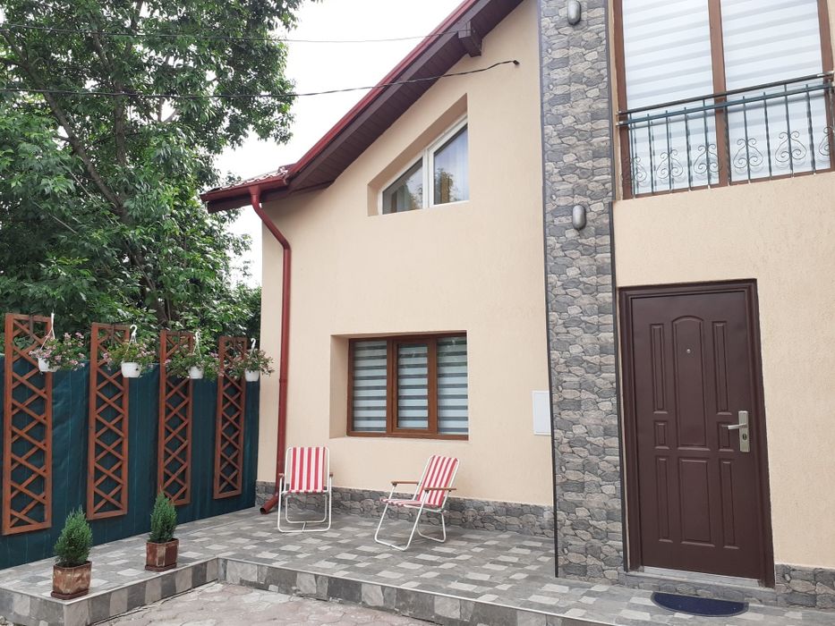 Apartamentul 3 camere in vila