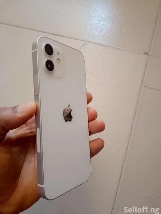 iPhone 12