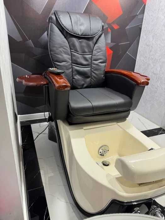 Массажное кресло с тазом для педикюра