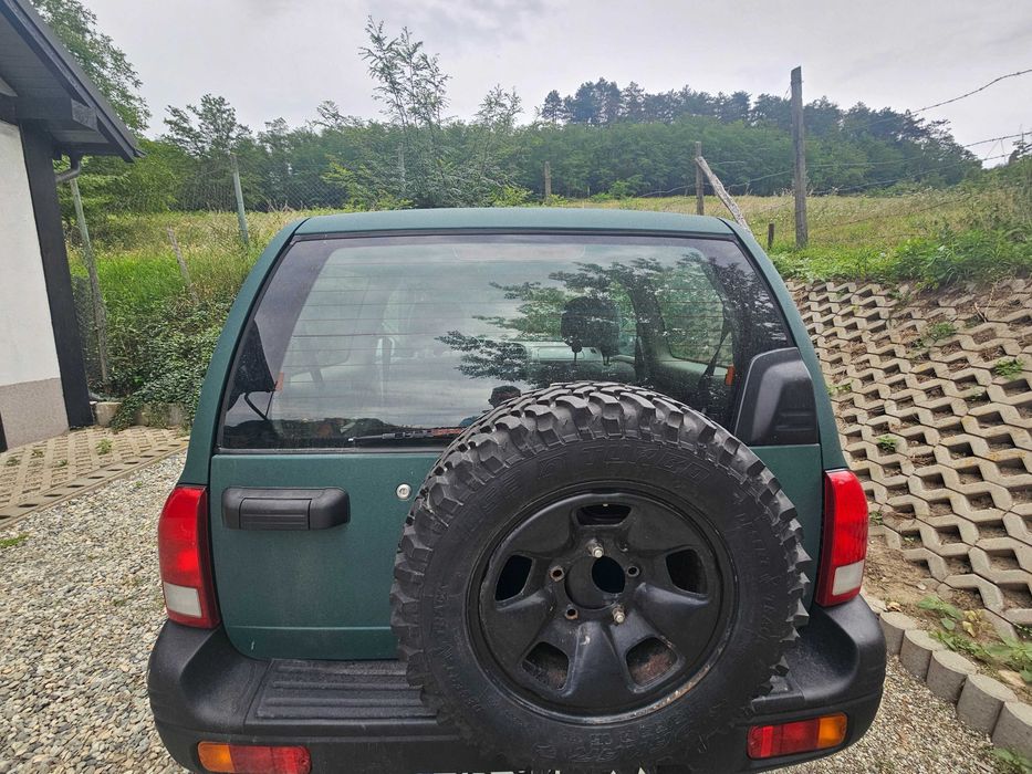 Suzuki Grand Vitara offroad