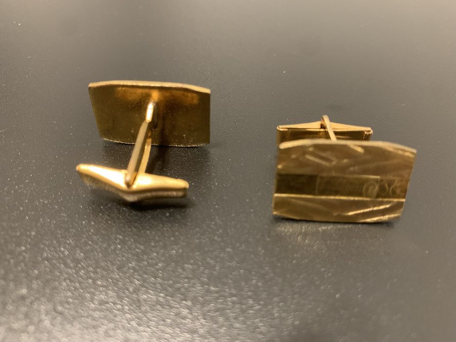 Vechi butoni de manseta Guban