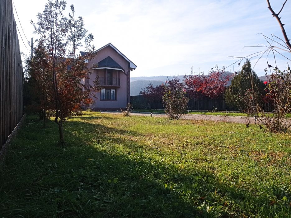 Casă din cărămidă de vânzare