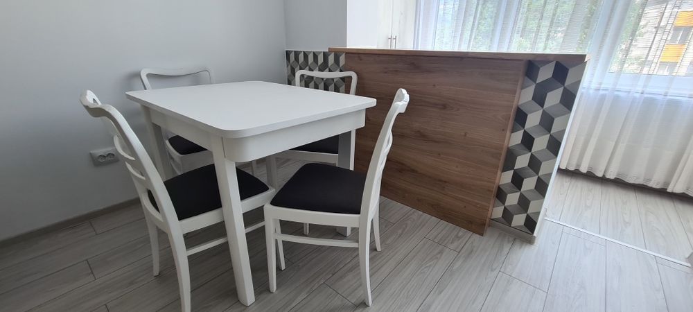 Închiriez apartament cu o cameră ultracentral strada Regele Mihai (Bld București)